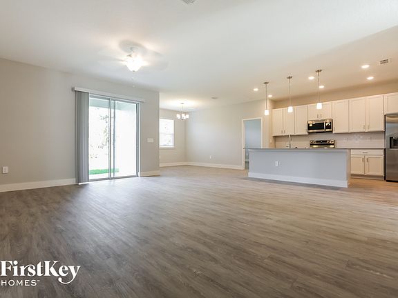 3rd image of 5020 Kingsman Ave