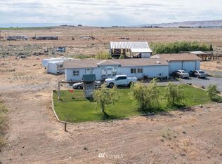 10674 Road A NW, Ephrata, WA 98823