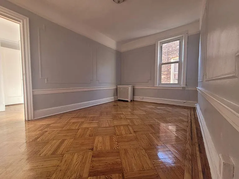 4822 Church Ave #2R — Photo 3
