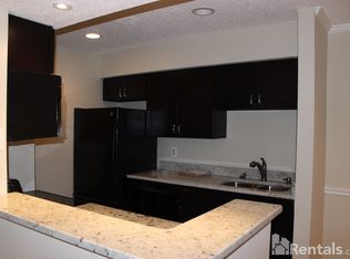 1540 Lincoln Way APT 102B, Mc Lean, VA 22102