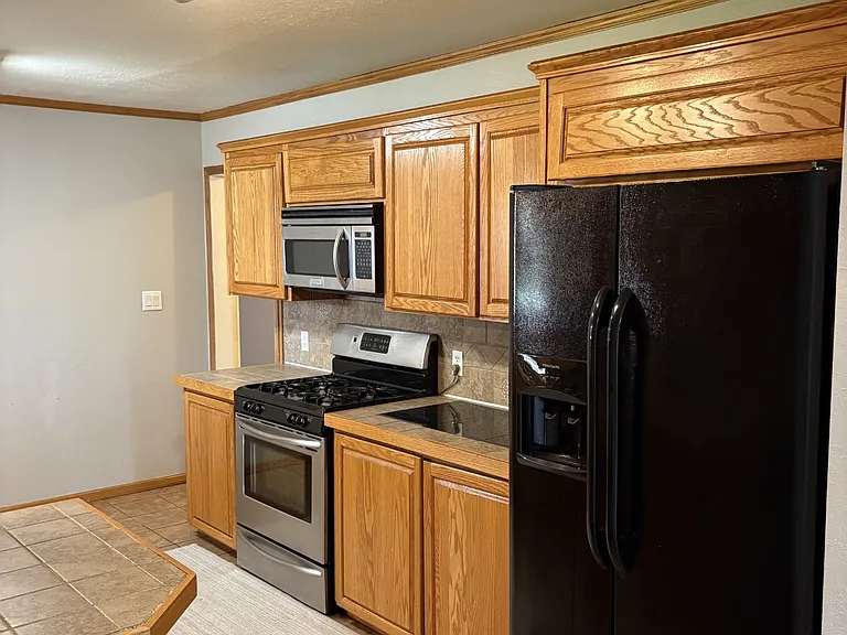 3408 E 4th Pl — Photo 7