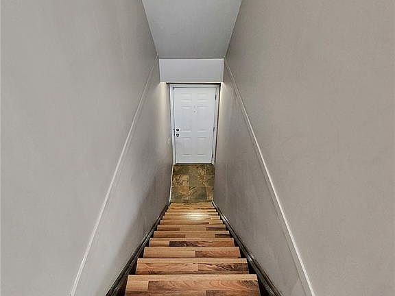 3rd image of UNIT 29-243 Herold TERRACE