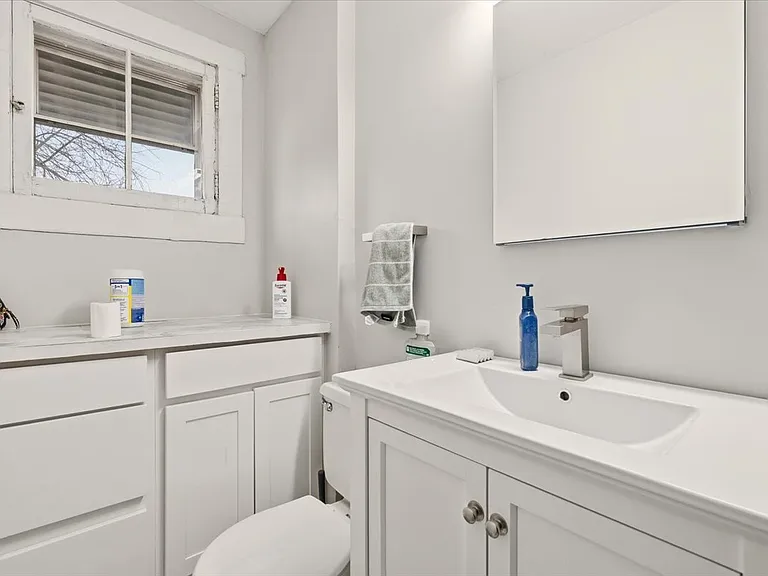 729 Jaeger St — Photo 8