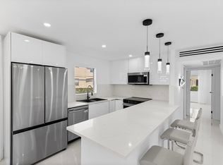 200 Saxony E, Delray Beach, FL 33446