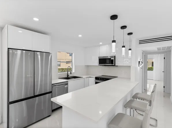 200 Saxony E, Delray Beach, FL 33446