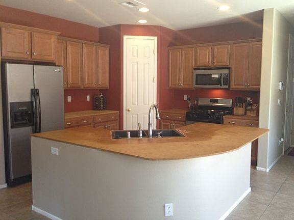 5th image of 3373 Livia Ave