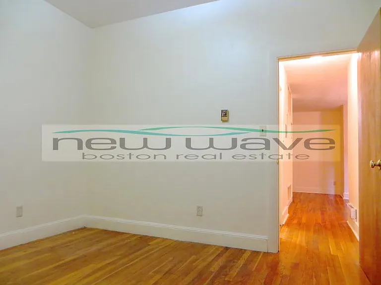26 Westland Ave #4 — Photo 6