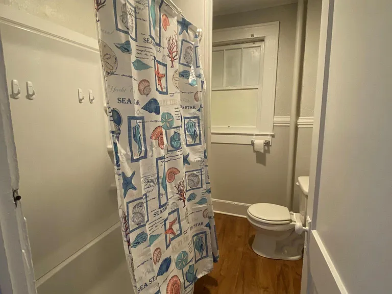 Upstairs Full Bath