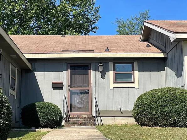 106 Stonehedge Dr, Warner Robins, GA 31088