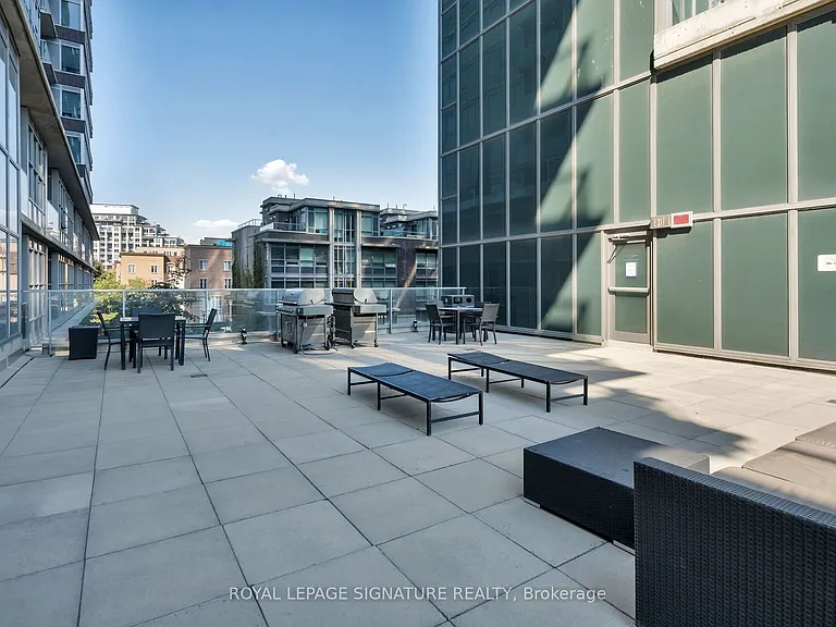 59 E Liberty St #905 — Photo 39