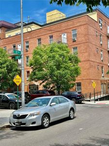 71-77 159th Street #4D, Flushing, NY, 11365