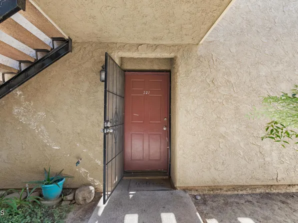221 Atmore Dr, Santa Paula, CA 93060