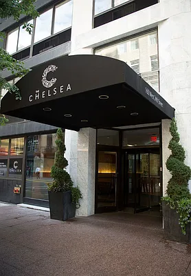 Rented by Greystar | media 27