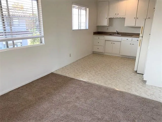 272 Orange Ave #B — Photo 5