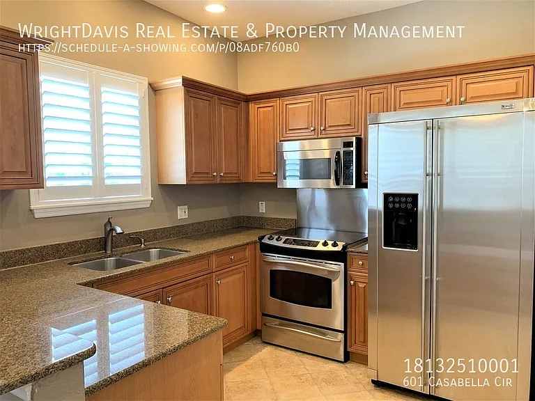 601 Casabella Cir — Photo 18