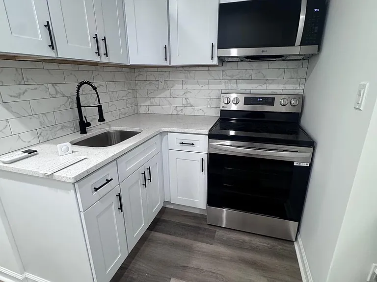 5012 W Stiles St #1 — Photo 4