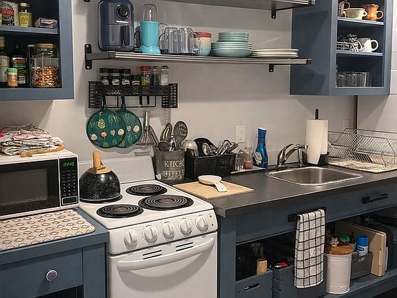 3rd image of 99B Market St #99B