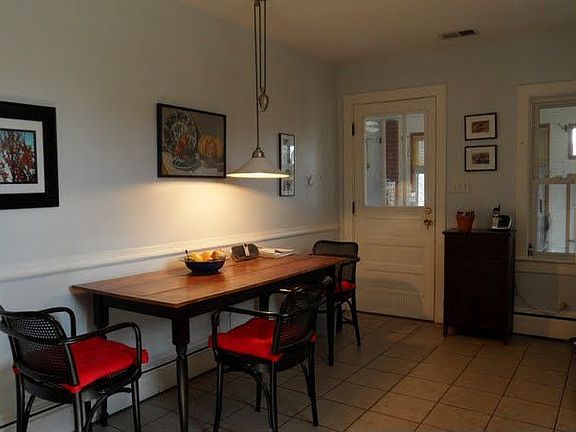 Large Eat in Kitchen