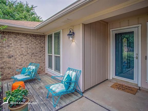 3rd image of 5225 Long Shadows Ln