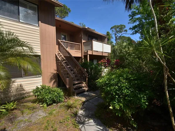 1627 Brookhouse Dr APT Br264, Sarasota, FL 34231