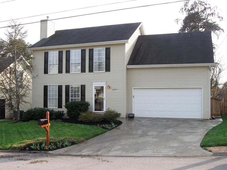 1st image of 1377 Woodridge Dr