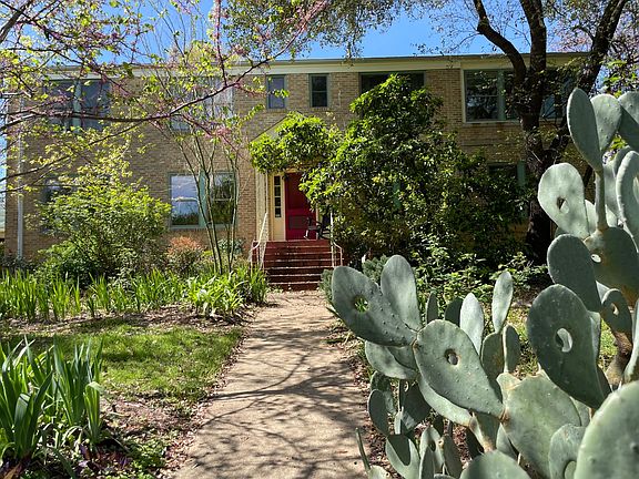 Front of 1938 fourplex