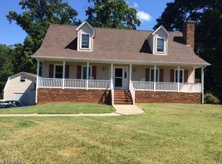 5032 Roberson Farm Rd, Kernersville, NC 27284