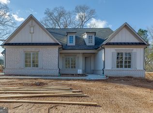 8145 Heardsville Ct, Cumming, GA 30028