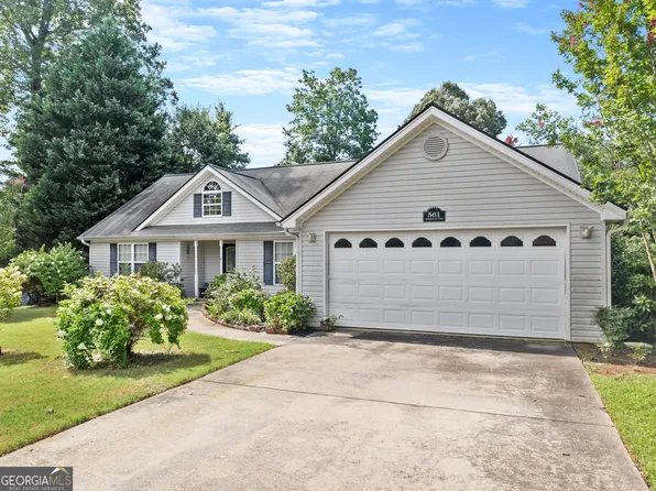 561 Stonebrook Trl, Cleveland, GA 30528