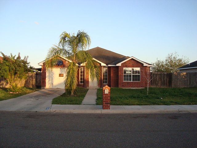 1st image of 430 Canela Dr