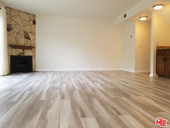 3rd image of 11274 Morrison St APT 3