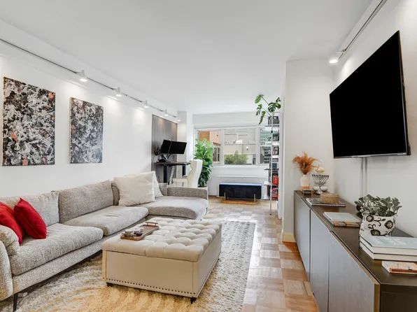 345 East 56th Street image 1 of 6