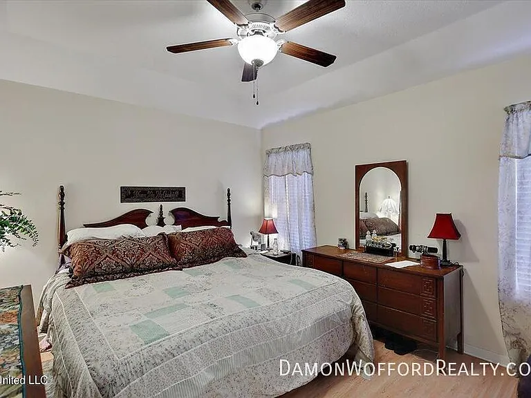 172 Cedar Spring Cir — Photo 18
