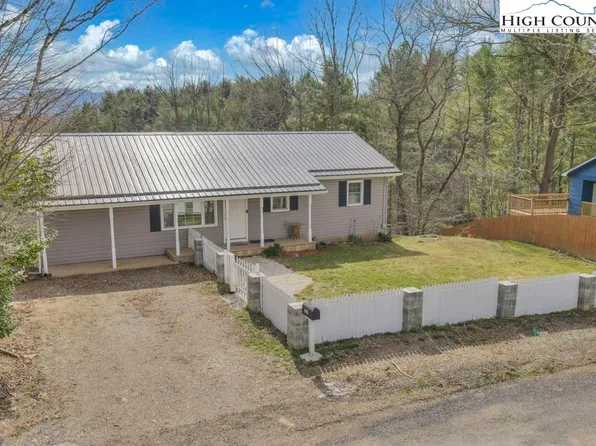 520 Hospital Hill Road, Mountain City, TN 37683