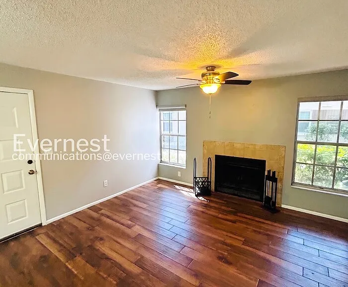2998 Bonaventure Cir #104 — Photo 2