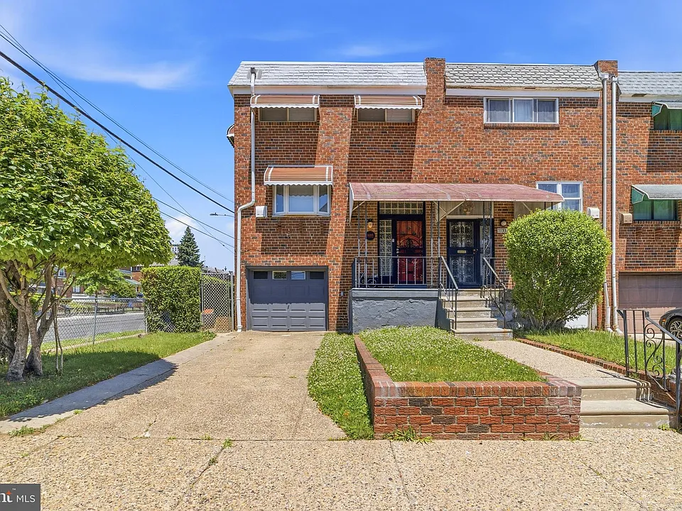 1135 W Thompson St