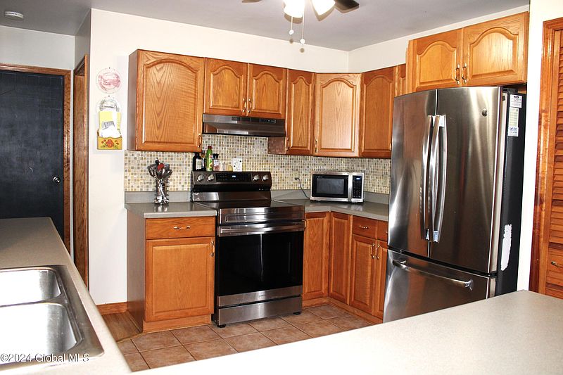 2nd image of 847 Greenwood Drive
