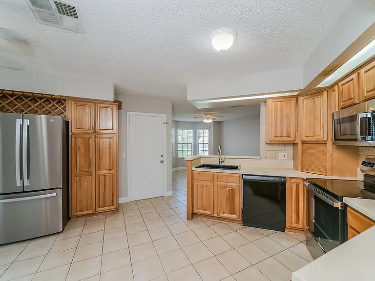13230 Boulder Woods Cir — Photo 7