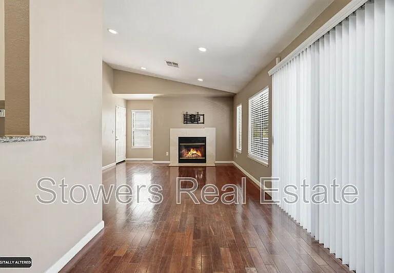 7102 Cross Creek Cir #C — Photo 8
