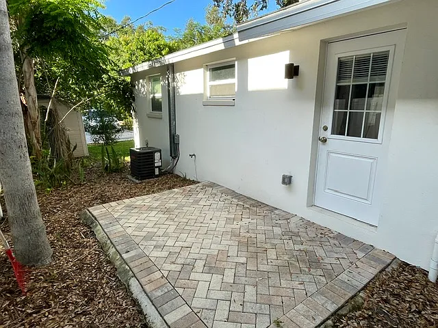 619 Wood St — Photo 14