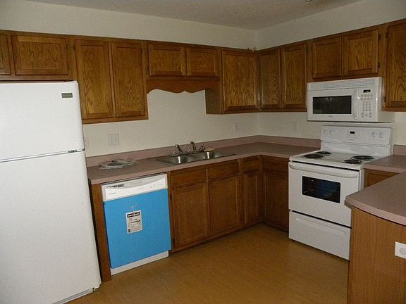 Appliances included