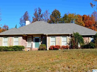 155 Heritage Dr, Centre, AL 35960