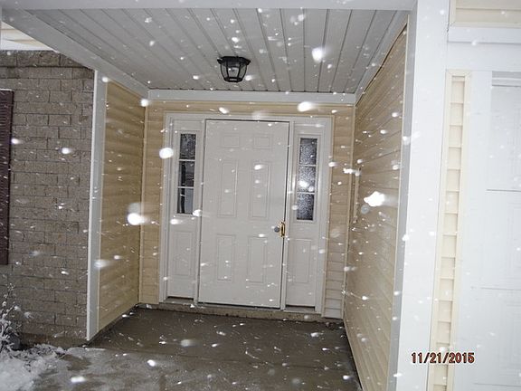 2nd image of 673 Thorntree Ct APT D1