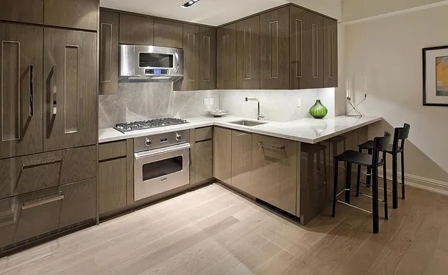 Rented by Arwell Realty | media 15