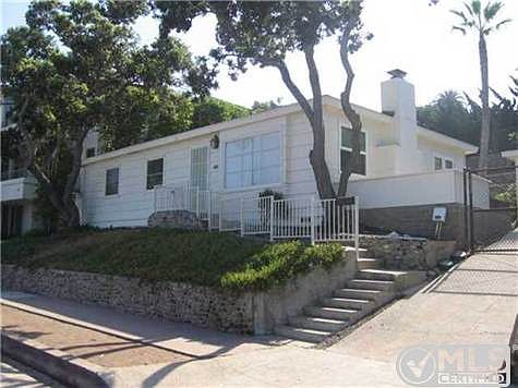 1st image of 725 Coast Blvd S