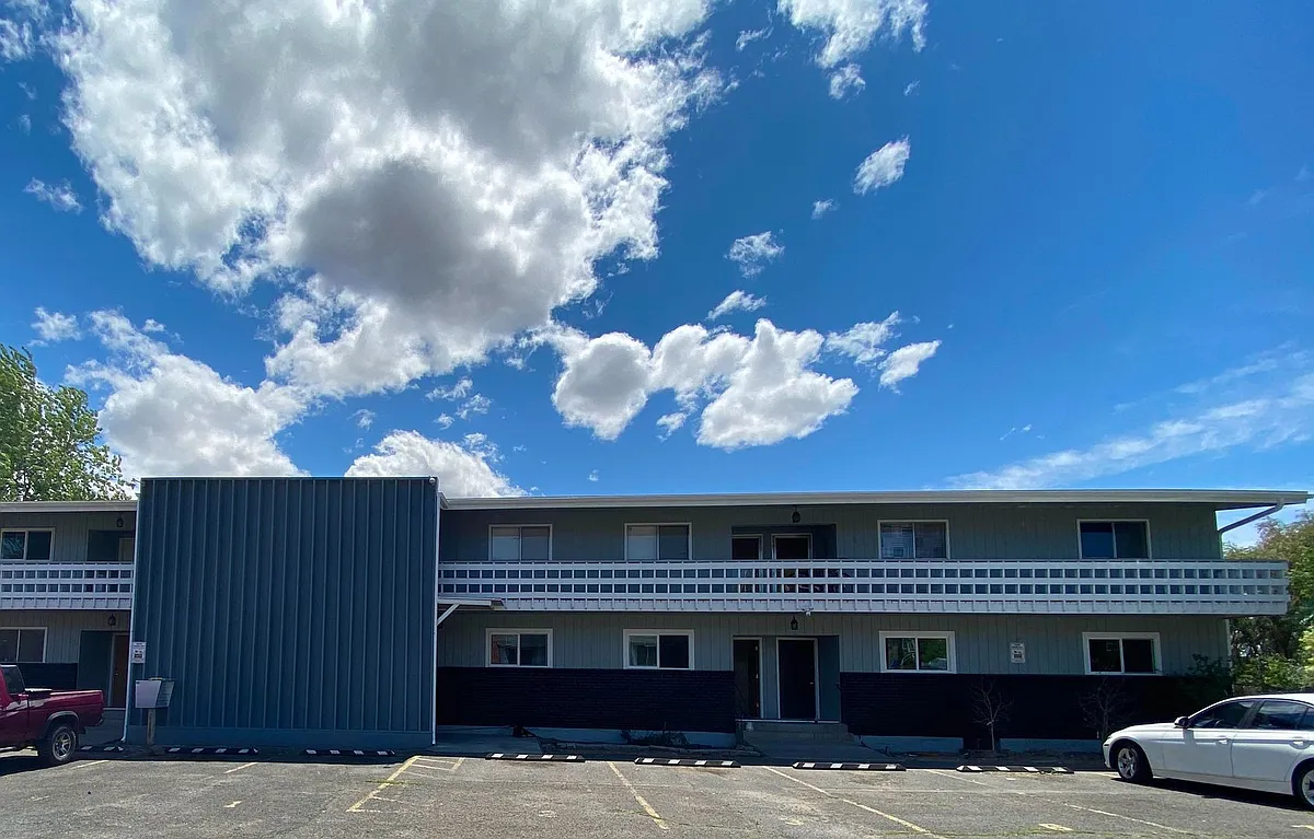 Building Photo - 516 NW Bailey Ave #1