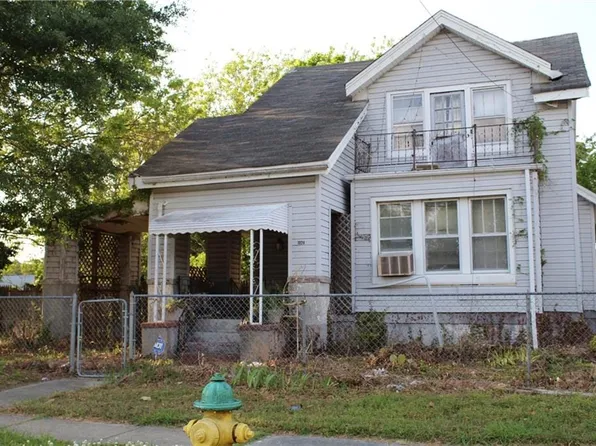 1024 Philpotts Rd, Norfolk, VA 23513