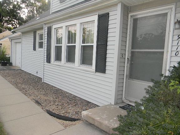 3rd image of 9100 Eastern Ave