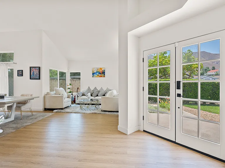 17447 Crestlake Ln — Photo 36