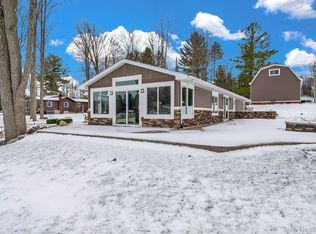 1571 Loebrich Dr, Gladwin, MI 48624